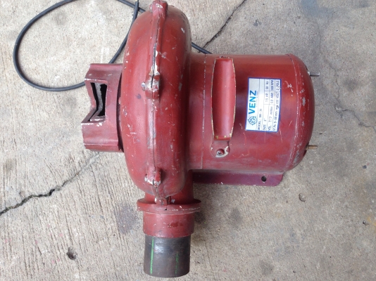 ขายโบวเวอร์เป่าลม Venz 1/5HP. 220V ไฟบ้าน ขนาด 3นิ้ว สภาพดี วิ่งนิ่ม พร้อมใช้งาน ขายโบวเวอร์เป่าลม Venz 1/5HP. 220V ไฟบ้าน ขนาด 3นิ้ว สภาพดี วิ่งนิ่ม พร้อมใช้งาน