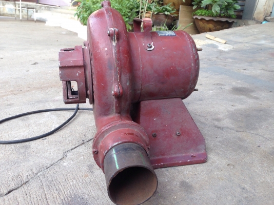 ขายโบวเวอร์เป่าลม Venz 1/5HP. 220V ไฟบ้าน ขนาด 3นิ้ว สภาพดี วิ่งนิ่ม พร้อมใช้งาน ขายโบวเวอร์เป่าลม Venz 1/5HP. 220V ไฟบ้าน ขนาด 3นิ้ว สภาพดี วิ่งนิ่ม พร้อมใช้งาน