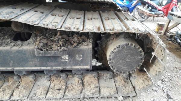 รถแบคโฮ  KOMSTSU  PC 160 LC - 8 , ( รถทำงาน 8,6xx ชม. )     สนใจติดต่อ  081 - 6079515