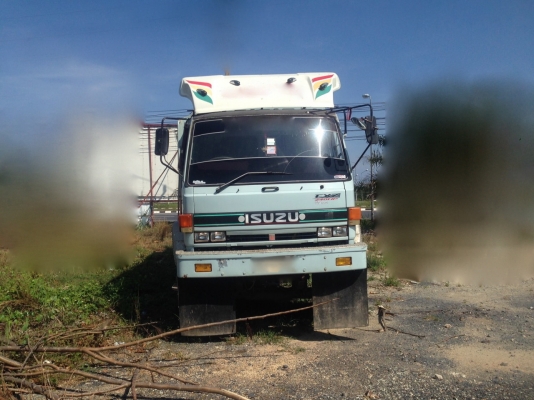 รถอีซูซุ 10 ล้อดั้ม FXZ  240 แรงม้า. ปี 39. (  นางฟ้าแท้. )    สนใจติดต่อ  081 - 6079515