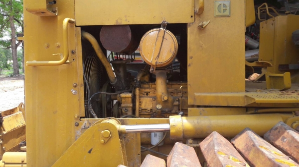 ขายรถแท็คเตอร์ D4H  สภาพพร้อมใช้งาน โซหนา ช่วงล่างเหมือนรถใหม่ ไม่มีเอกสาร 0811838154