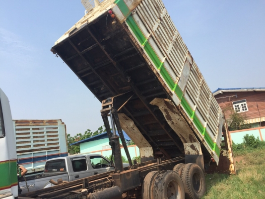 กะบะดั้มยาว6 ม พร้อมชุดลากลูก