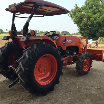 ขายรถไถคูโบค้า L4708โฟวินมีไบมีดราคา365000บาทสนใจโทร0813655997อำพรพาเจริญ รถอยู่วังบัว อ คลองขลุง จ กำแพงเพชร