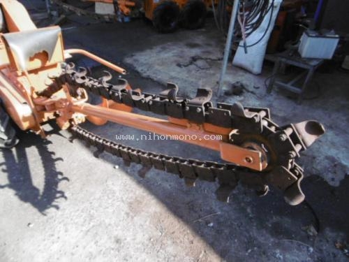 รถขุดร่องดินเดินตาม รหัสสินค้า : 80903554 ยี่ห้อ : HINODE รุ่น : TM-C1J