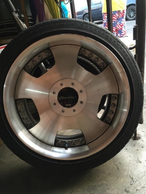 ล้อแม็ก W work EuroLine made in japan 18 นิ้ว หน้ากว้าง 8.5 หลัง 9.5 พร้อมยางดอกสวยๆ