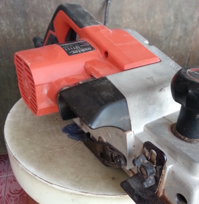 กบไฟฟ้า MAKTEC MT-111 กบไฟฟ้า MAKTEC MT-111