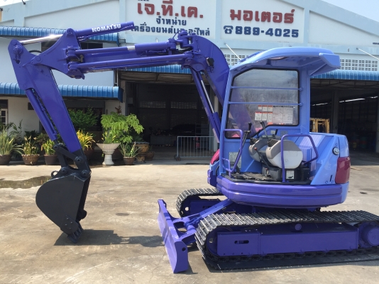 รถขุด Komatsu PC50UU-2E Avance มือสองนำเข้าจากญี่ปุ่น