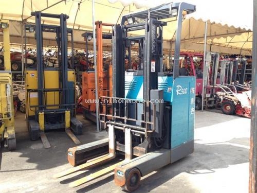 รถยกไฟฟ้ายืนขับ รหัสสินค้า : 80802966 ยี่ห้อ : TOYOTA รุ่น : 6FBR15