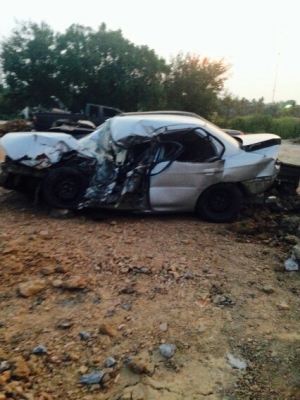 ซากมิตซูถอดเเยกขายเป็นอะไหลทุกอย่างทั้งคันมีหลายรุ่นเก๋งเเละกระบะแยกขายทุกคัน