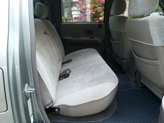 toyota hilux sport cruiser d4d2.5 S 4wd ปี 2003 พร้อมชุดแต่ง toyota hilux sport cruiser d4d2.5 S 4wd ปี 2003 พร้อมชุดแต่ง