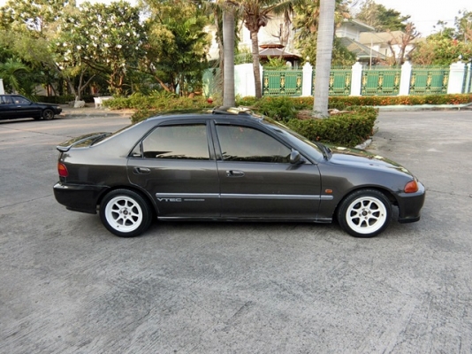 ขายhonda civic eg ferio หลังคาซันรูฟตรงรุ่นไม่มีเเตก เครื่องd15b