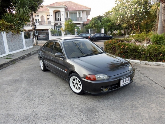 ขายhonda civic eg ferio หลังคาซันรูฟตรงรุ่นไม่มีเเตก เครื่องd15b