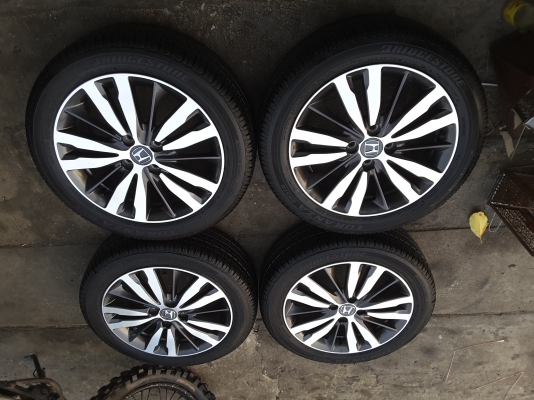 ล้อ Honda jazz ขอบ 16 พร้อมยางถอดป้ายแดงชุดล่ะ 16,000