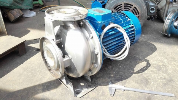 ** ขอบคุณผู้ซื้อ&amp;พี่เสือ ** ปั้มน้ำหอยโข่งหัวสแตนเลส EBARA Made in ITALY 10 HP 380V เข้า 2.5"- 2" สภาพเดิมๆสีเดิมๆวิ่งเงียบพร้อมเทส!!