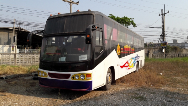 ขายรถบัส 2 คัน แอร์ เบนซ์ ปี 94ยาว 12 เมตร 220 แรง ภายในเบาะสวย กับ อีซูซุ พัดลมรถยาว 10 เมตร