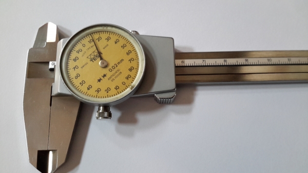 เวอร์เนียร์นาฬิกาแบบเข็ม  TESA swiss made ตัวที่ 2