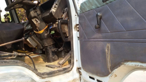 ขายรถบรรทุกดัมพ์ ISUZU FXZ23NFY เครื่อง 6SD1-240 แรง 2 เพลา กระบะดัมพ์มิเนียม ปี 36 ทะเบียนพร้อม