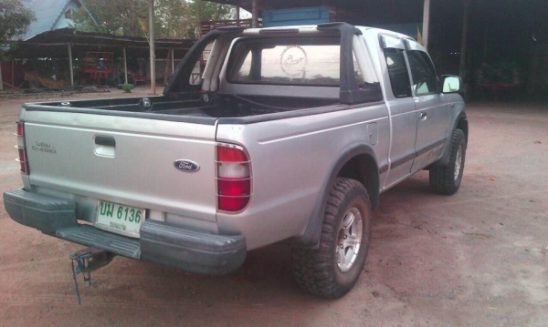 Ford 4X4 สวยๆ พร้อมใช้ ยางใหม่ แอร์หนาวครับ