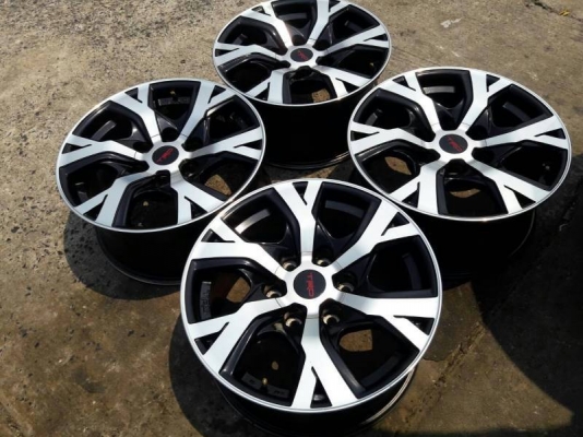 ล้อ TRD ขอบ 17 ชุดล่ะ 17,000