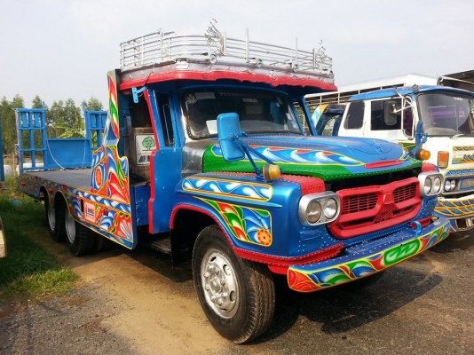 ขายเทรลเลอร์หัวยาว เครื่อง165แรง หางเหล็กใหม่ มีบันไดขึ้นรถเกี่ยวข้าว พ.เพาเวอร์ ทำสีใหม่ทั้งคัน เอกสารพร้อมโอน สนใจโทร 090-8588220คุณนะ 093-3258446คุณบิว หรือเข้าดูสินค้าอื่นๆได้ที่ www.truck.in.th/498 หรือเพจFacebook ณรงค์ ซื้อขายรถมือสอง (เว็บไซต์ส่วนต