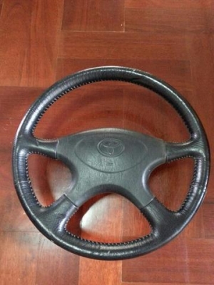 พวงมาลัย 4 ก้านหุ้มหนัง ตรงรุ่น corona