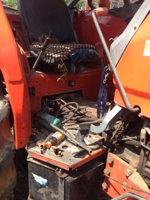 M9000พร้อมเล่มทะเบียนมีดันหน้าผากหลังไม่มี