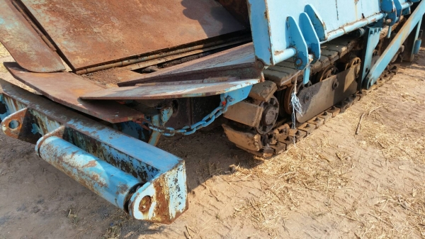 ขาย รถปูยางมะตอย กว้าง 2.70 เมตร HANTA AF-240 CS III เครื่อง ISUZU เก่าญี่ปุ่น