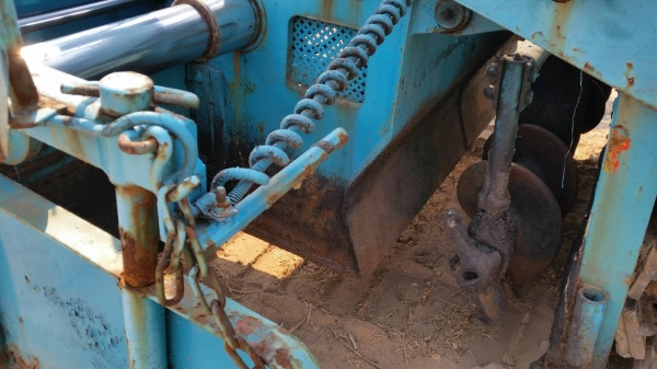 ขาย รถปูยางมะตอย กว้าง 2.70 เมตร HANTA AF-240 CS III เครื่อง ISUZU เก่าญี่ปุ่น