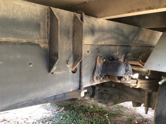 ขาย6ล้อ HINO FD176. เครื่อง HO7C 185 แรง เครื่องแน่นๆ แอร์ หนาวๆ พวงมาลัยพาวเวอร์ เบรคจิ๊บฟี่ ครัชซีสวยๆ รถเดิมๆ บางๆ ยาว 6.20เมตร ยาง 8.25 ภาษีเต็ม. สภาพสวยพร้อมใช้งาน ขาย420000บาท