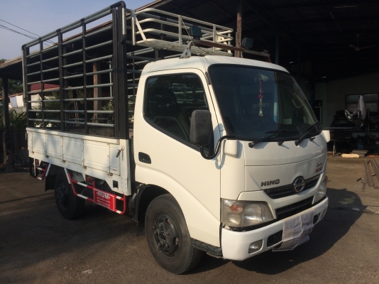 Hino 4 ล้อ (โฉมใหม่) ปี55 เครื่องยนต์ 136 แรงม้า กระบะยาว3.05เมตร มีคอก สภาพสวยพร้อมใช้งาน