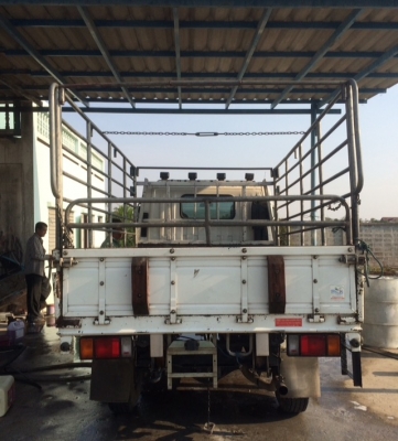 Isuzu NLR ปี53 เครื่องยนต์ 130 แรงม้า กระบะยาว 3.05 เมตร มีคอก สภาพสวยพร้อมใช้งาน