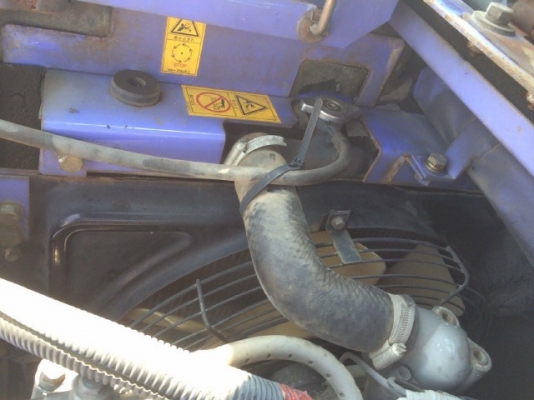 ขายรถแบคโฮ HITACHI ZX75UR คอลโทรลสั้น สภาพสวยพร้อมใช้ นำเข้าจากญี่ปุ่น มีVDOการทำงานครับ ขายรถแบคโฮ HITACHI ZX75UR คอลโทรลสั้น สภาพสวยพร้อมใช้ นำเข้าจากญี่ปุ่น มีVDOการทำงานครับ