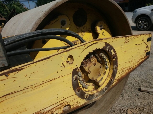 ขายรถบด BOMAG BW212D-2 น้ำหนัก 12010 กิโลกรัม 2 เพลา 2 เปลือก ราคา 750000