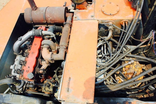 ขายด่วนน Hitachi EX200-1 สภาพสวยย