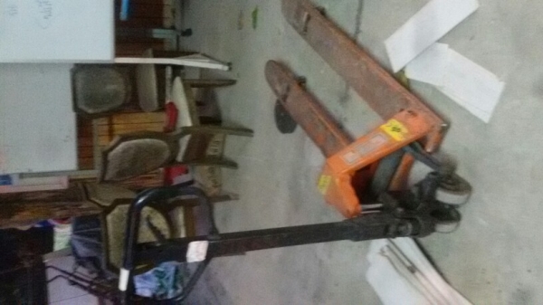 ขายแฮนลิฟ 1500kg ตันครึ่ง ไม่ได้ใช้แล้ว ขาย 4000 บาท ของORYZA