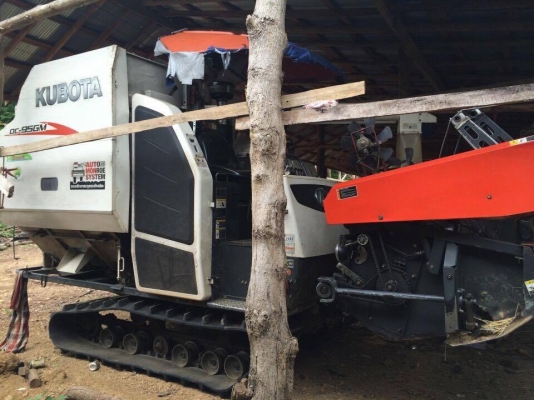 รถเกี่ยวข้าว คูโบต้า DC 95  GM  ราคา 470,000