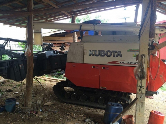รถเกี่ยวข้าว คูโบต้า DC 95  GM  ราคา 470,000