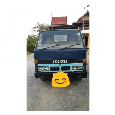 ขายรถยนต์  4ล้อ  เครื่องยนต์อีซูซุ  88  NKR