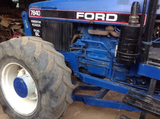 ขายด่วนรถไถFORD