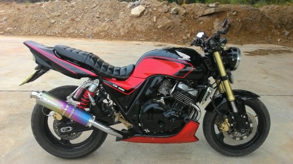 ็Honda Cb400 Super4ปี95 สภาพสวยเอี่ยมๆเสียงท่อเพาะๆ(Tel.0930155519ชิต)