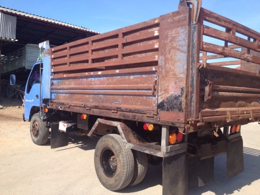 ขายรถหกล้อดั้ม ISUZU 150 แรงม้า