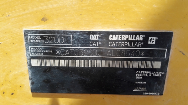 ขายCAT 320  D  รถสวยพร้อมใช้งานเดิมๆทุกชิ้นสีเดิมครับ ช่วงล่างเต็มหมด เอกสารชุดจดทะเบียน จากเมโท รถพึ่งหมดค่างวดครับ
