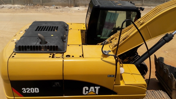 ขายCAT 320  D  รถสวยพร้อมใช้งานเดิมๆทุกชิ้นสีเดิมครับ ช่วงล่างเต็มหมด เอกสารชุดจดทะเบียน จากเมโท รถพึ่งหมดค่างวดครับ
