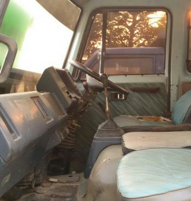 หกล้อ อีซูชุ FSR165ดั้มสามมิต ช่วงล่างใหญ่ สภาพดีเดิมๆพร้อมใช้งาน ทะเบียนพร้อมโอน