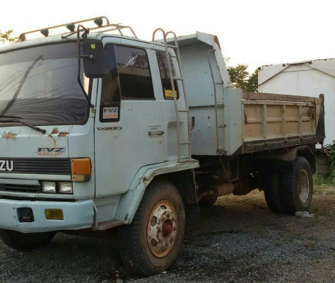 หกล้อ อีซูชุ FSR165ดั้มสามมิต ช่วงล่างใหญ่ สภาพดีเดิมๆพร้อมใช้งาน ทะเบียนพร้อมโอน