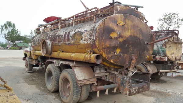 ขาย รถน้ำ 10 ล้อ หัวยาว 2 เพลา ช่วงล่างใหญ่เบรคแห้ง เครื่อง 6BB1 145 แรงม้า เบรคทิฟฟี่ พาวเวอร์ มีสโลว์กลาง ทะเบียน ม.79 ขาย รถน้ำ 10 ล้อ หัวยาว 2 เพลา ช่วงล่างใหญ่เบรคแห้ง เครื่อง 6BB1 145 แรงม้า เบรคทิฟฟี่ พาวเวอร์ มีสโลว์กลาง ทะเบียน ม.79