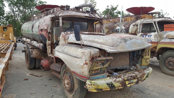 ขาย รถน้ำ 10 ล้อ หัวยาว เพลาเดียว เครื่อง HO6C เทอร์โบ 210 แรงม้า เลขเครื่องไม่ตรง เฟืองท้ายใหญ่ เบรคลมดัน พาวเวอร์ ทะเบียน ม.79 ขาย รถน้ำ 10 ล้อ หัวยาว เพลาเดียว เครื่อง HO6C เทอร์โบ 210 แรงม้า เลขเครื่องไม่ตรง เฟืองท้ายใหญ่ เบรคลมดัน พาวเวอร์ ทะเบียน ม.79