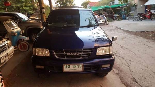 ขายอีซูซุเครื่องดีเซล 2800 ปี 2000 เกียร์รรมดา 4x4 พวงมาลัยพาวเวอร์ ขายอีซูซุเครื่องดีเซล 2800 ปี 2000 เกียร์รรมดา 4x4 พวงมาลัยพาวเวอร์