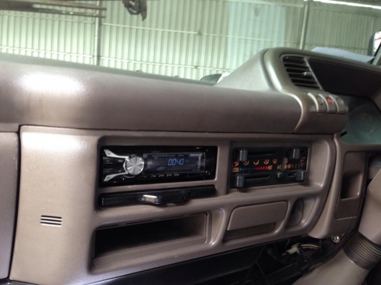 ขายรถบรรทุก4ล้อไม่ติดเวลาตาเพชร