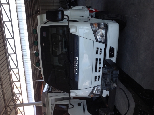 ขายรถบรรทุก4ล้อไม่ติดเวลาตาเพชร